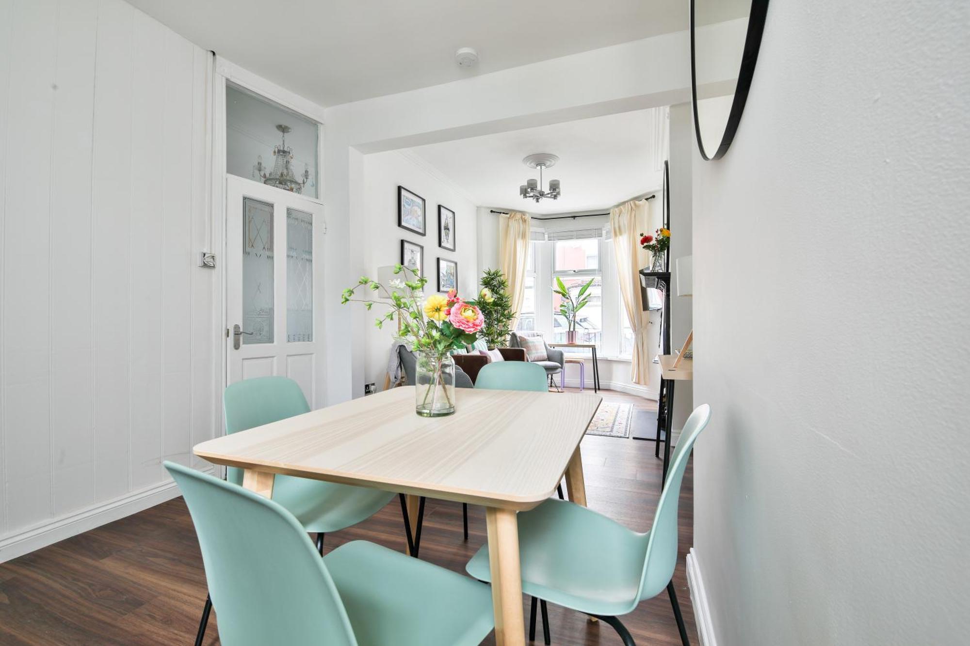 Fresh Cardiff Bay 2 Bedroom House- 3 Tv'S Exteriör bild